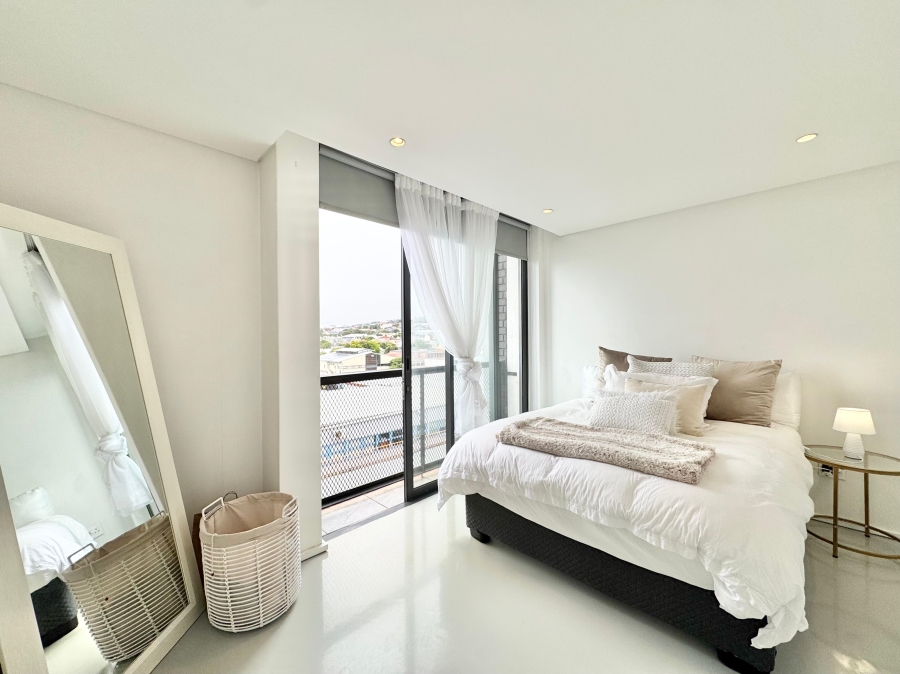 2 Bedroom Property for Sale in Woodstock Western Cape